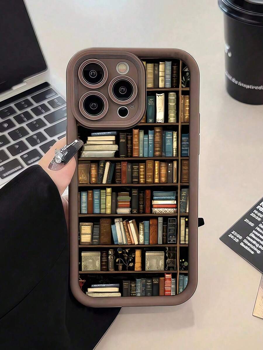 Book 1pc Vintage Bookshelf Pattern Painted Brown TPU Shockproof Phone Case Compatible With Apple 11 Pro Max/12/13/14/14 Plus/15/15 Plus/16/16 Plus, Protective Cover