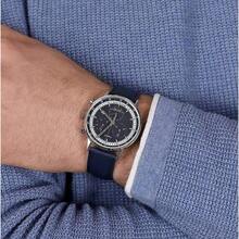 Timex Reloj de cuarzo casual para hombre Waterbury Chronograph TW2U04700 Multifunción con esfera negra redonda y correa de cuero azul, adecuado para uso diario, decoración y regalo de cumpleaños para novio o padre