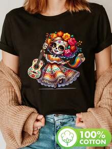 Esta camiseta informal para mujer, 100 % algodón, presenta un estampado de calavera y un diseño inspirado en el Día de Muertos. Con cuello redondo y manga corta, es cómoda y versátil, perfecta para primavera y verano, y perfecta para cualquier ocasión. Su color liso la hace perfecta para el día a día. - Negro - Ver 1