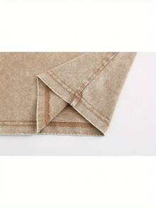 [Comfortable Cotton Summer T-Shirt] Little Raccoon Strawberry Print, Stylish Short-Sleeved T-Shirt, Comfortable Cotton Wash, Summer Menswear