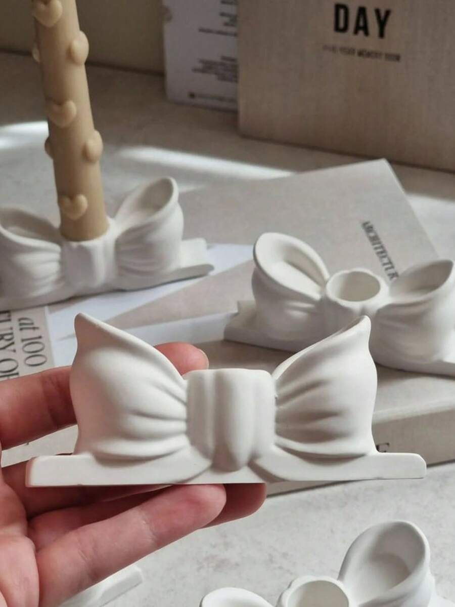 1PC Bow Candlestick Silicone Mold DIY Creative Bow Aromatherapy Candle Holder Plaster Mould Home Decoration Gift Ornaments Epoxy Resin Mold Handicraft Making Casting Molds - White - View 1