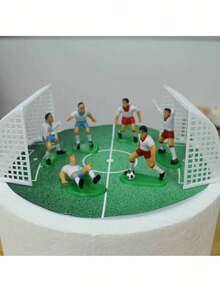 18 piezas o 8 piezas Decoraciones para pastel de fútbol, Decoraciones para cupcakes de fútbol, Personajes de jugadores de fútbol para fiesta de cumpleaños de fútbol, fiesta deportiva, fiesta con tema de fútbol/soccer para hombres (Problemas de artesanía, el teñido de personajes es normal, no compre si le molesta)