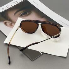 1 件女士复古简约大框时尚眼镜，适合海滩和旅行 - 玳瑁 - 查看 5