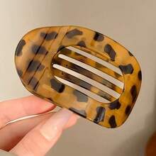 1pc Flat Round Hair Clip, Suitable For Bun Hairstyle, Hair Claw Design, Elegant Hair Accessory For Women, Floral Pattern, Random Design, Claw Clips, Hair Claws, Clips For Hair, Hair Slide, Hair Barrettes