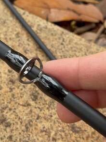 Vara de Pesca p/ Carretilha Carbono 1.65m 20lbs 2 Partes c/ Capa - Preto - Visão 7