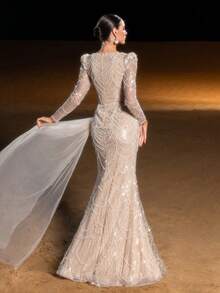 Faeriesty 奢华亮片串珠美人鱼晚礼服 - 心形领口，长袖，几何弧形串珠图案，薄纱拖尾，适合红毯盛典、新娘宴会、正式晚宴等场合，是春季婚礼派对的理想之选。 - 香檳色 - 查看 3