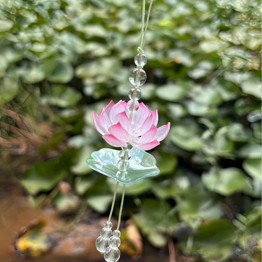 1个粉色莲花珠吊坠，夏季新品粉色莲花手机挂饰、包包挂饰、汽车挂饰、家居装饰挂件