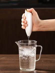 خلاط وفرّاد الحليب الكهربائي الجديد - فرّاد حليب يدوي من الفولاذ المقاوم للصدأ، مناسب للقهوة والكابتشينو والشوكولاتة الساخنة والماتشا - يعمل بالبطاريات (بطاريتان AA غير مشمولتان) - تصميم مدمج وأرجونومي