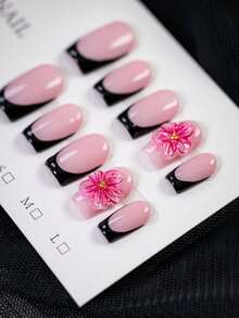 10片Y2K风格3D粉色花朵短款美甲贴片，纯手工制作，粉底色和黑色法式压贴设计，立体粉色花朵装饰，花朵心形点缀金色珠子，甜美清爽，夏秋必备美甲贴片，适合日常派对、节日和轻商务场合佩戴，是送给女性和女孩的最佳礼物。 - 黑色 - 查看 4