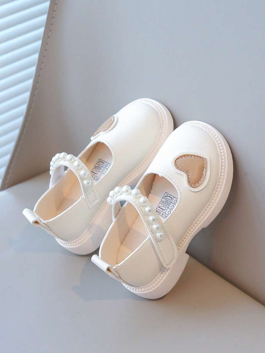 1双女童/幼儿/婴儿时尚爱心图案防滑软底平底鞋，适合春秋季穿着 - 米色 - 查看 1