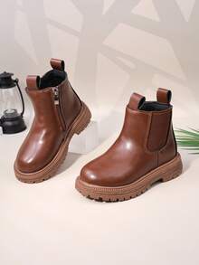 1 Pair Brown Toddler/Kids Ankle Boots, Soft Leather + Elastic Fabric Combo, Side Zipper, Round Toe, Non-Slip Soft Sole, Fashionable & Cute Chelsea Style, Suitable For Boys & Girls Casual, School, Holiday Wear, Autumn/Winter - Brown - View 4