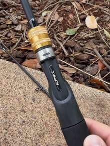Vara de Pesca p/ Carretilha Carbono 1.65m 20lbs 2 Partes c/ Capa - Preto - Visão 12