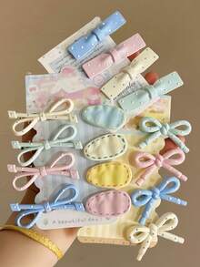 Bộ 8 kẹp tóc nơ chấm bi xanh dương và cà phê, kẹp tóc mái dễ thương và ngọt ngào - Phù hợp cho bé gái và phụ nữ, thiết kế nơ kết hợp với màu xanh dương và cà phê tươi mát, như thêm một "lớp phủ dễ thương" cho mái tóc của bạn, phù hợp cho sử dụng hàng ngày, đi học, mua sắm, hẹn hò và các dịp khác, kẹp càng cua, kẹp tóc cài, kẹp tóc. - Nhiều màu - Xem 3