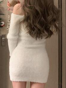 露肩纯色性感毛衣裙，约会必备 - 白色 - 查看 3
