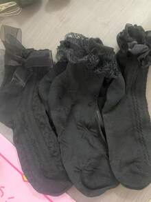 6 双女式蕾丝边可爱时尚迷人柔软粗针织洛丽塔中筒袜 - 黑與白 - 查看 13