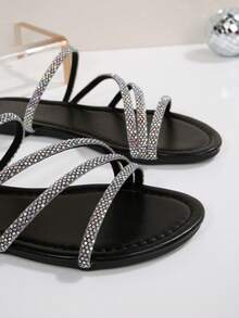 女士时尚水晶装饰平底凉鞋，适合约会、购物、聚会、通勤、度假和休闲居家穿着 - 黑色 - 查看 5