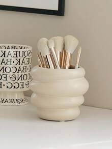 1个蜂蜜罐化妆刷收纳盒，梳妆台整理盒，可收纳眼影刷、眉笔等，高端产品 - 彩色 - 查看 14