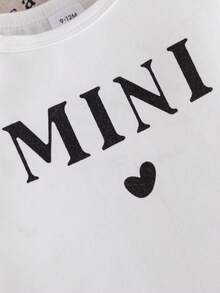 2pcs Infant Girl Casual Fashion Heart & Letter Print White Long Sleeve T-Shirt And Butterfly Print Denim Straight Pants Set, Suitable For Spring/Autumn, Daily, Outdoor, Commute, School, Sports