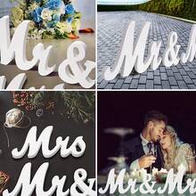 1 Set Of Mr&Mrs Wooden Wedding Decoration Set, Wedding Table Sign With Letter Decoration, Wooden Stand-Alone Letters For Photo Props, Rustic Decoration, Wooden Letters For Main Table Wedding, Anniversary Party Valentine's Day Retro Commemorative Party Favors Best Gifts, Wedding Decor, Home Decor, Room Decor Bride Birthday Graduation Birthday Decorations Party Decorations Bachelorette - Mr&Mrs - 查看 2