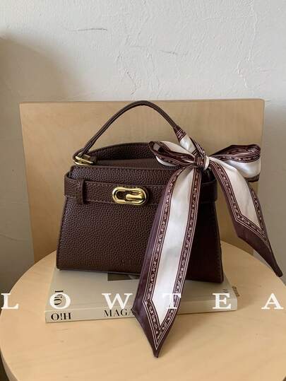 low tea 新款夏季荔枝纹女士手提包，时尚可调节肩带斜挎包，简约纯色高端金属装饰单肩通勤包