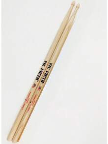 2pcs 5A/7A Classic Retro Maple Drumsticks, High-Quality Maple Wood With Natural Uncoated Finish, Engraved With 'Drumsticks Will Never Die' Classic Lettering, Excellent Sound Quality And Clear Resonance Professional Percussion Accessory