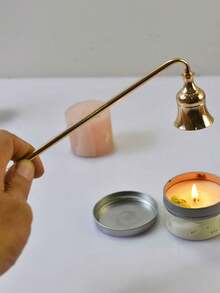 1pc Multi-Color Metal Candle Snuffer - Elegant Handle Design For Flame Extinguishing, Holiday Home Decor Gift For Christmas, Valentine's, Birthdays & Thanksgiving, Festive Accessory | Sophisticated Style | Robust Construction