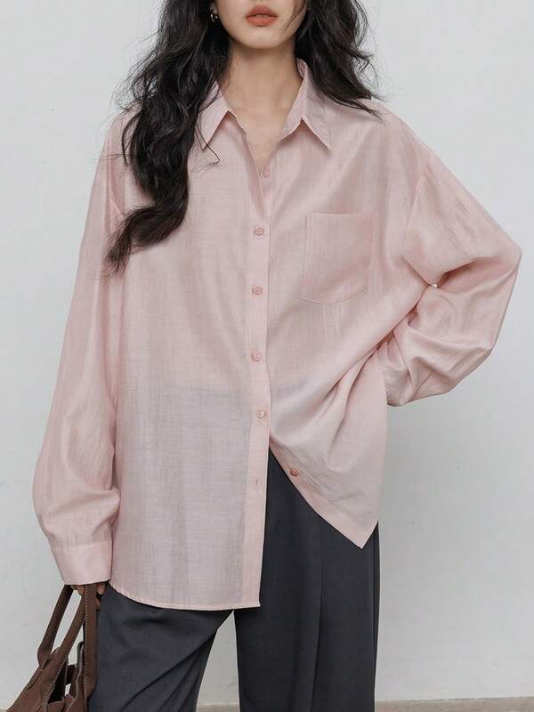Camisa de protección solar 2025 para mujer, de manga larga, diseño holgado, unicolor, bolsillos con botones delanteros, para uso en la oficina