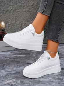 Women's Classic White Low-Top Casual Fashion Flat Sneakers, Outdoor Sports Shoes, Lightweight Soft-Soled Breathable Slip-On Platform Shoes