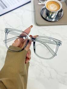 三副方形镜框日常佩戴眼镜，男女皆宜。学院风设计，能够修饰脸型。 - 無色 - 查看 8