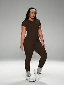 FWH Comfortable All-Day Set, Includes Waist Cincher Belt, Versatile Outfit, Comfortable Yet Fashionable Athleisure Essential Set, Loungewear Set, High-Waist Yoga Pants Set, Plus Size Activewear, Tummy Control Leggings Set, Crew Neck T-Shirt And High-Waist Yoga Leggings (Plus Size Women), Stretchy Casual 2-Piece Pajama Set Summer - màu nâu - Xem 6