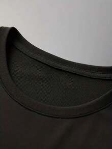 Disney Cars Lightning McQueen Mater Sally Print Men's T-Shirt, Round Neck Casual Comfortable Tee, Breathable Lightweight, Fashion Streetwear, Men's Casual Top - 黑色 - 查看 4