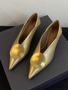 Sandale de vară pentru femei, cu vârful ascuțit, stiletto, cu toc mediu, cu cataramă metalică, culoare aurie, elegante, cu toc mic, pentru petrecere - Aur - Vizualizare 2