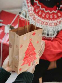24个/6个圣诞礼品袋，圣诞老人、圣诞树印花牛皮纸袋，礼品包装袋，派对装饰手提袋，圣诞装饰品，圣诞派对用品，礼品袋，手提袋，包装袋。印有圣诞老人、圣诞树、雪人、驯鹿、圣诞铃铛、圣诞雪橇等图案。适用于礼品包装、购物包装。圣诞节。 - 彩色 - 查看 4