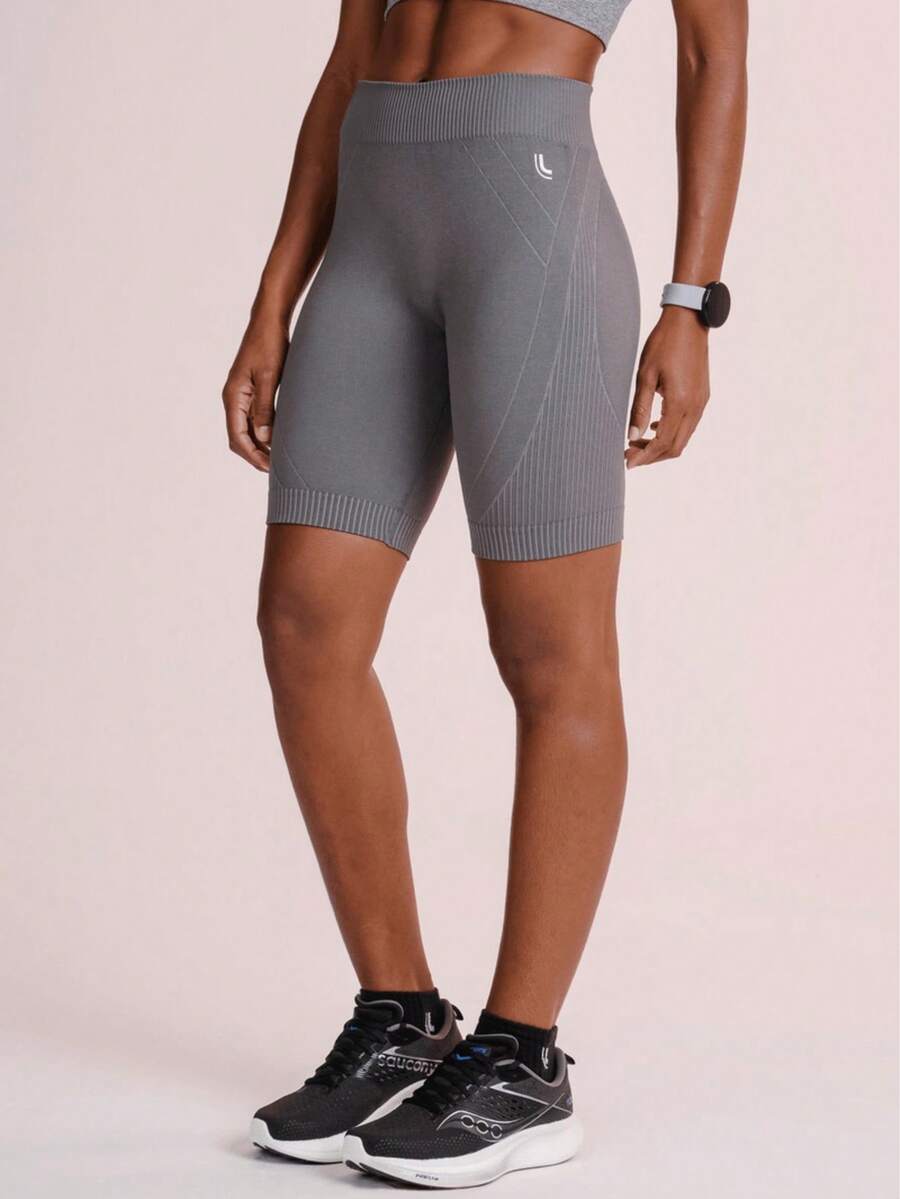 Max Lupo Bermuda Shorts With Silicone Waistband Academia Fitness Original - than chì - Xem 1