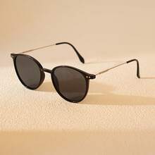 Gafas con montura redonda de metal ultraligero, estilo milenario, unisex, adecuadas para uso diario y fotografía callejera - Marco negro con lentes grises - Ver 2