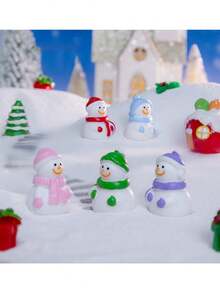 6 pièces Décorations de Noël, figurines mignonnes de bonhomme de neige avec écharpe - Convient pour les scènes enneigées miniatures, la décoration DIY, les accessoires de voiture, la décoration de bureau et de maison, les décorations de fête - Ornements en résine adorables