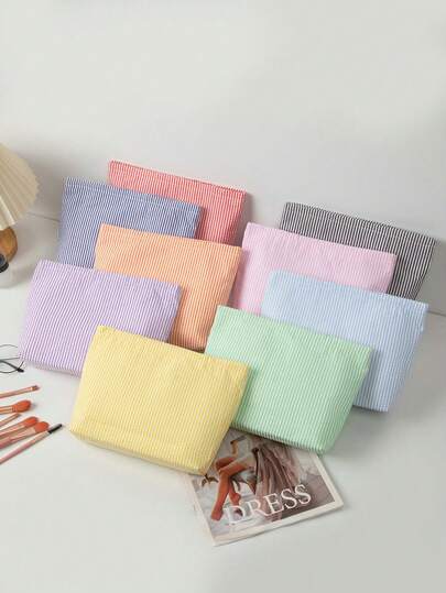 可爱条纹图案化妆手提包 大容量化妆品收纳袋 马卡龙色条纹铅笔盒 便携式手持化妆收纳包 可爱旅行洗漱包 家居用品收纳袋 柔软面料旅行化妆包 泡泡纱化妆刷收纳袋 多功能物品收纳袋 带拉链化妆手拿包 轻便洗漱包 化妆包