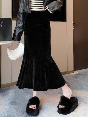 Thickened Velvet Mermaid Skirt, Elastic Waist, Midi Length, Autumn/Winter