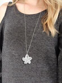 1pc 18K Gold Plated Stainless Steel Flower Pendant Necklace, Elegant & Fashionable, Suitable For Daily Wear And Holiday Gifts - Silver - View 8