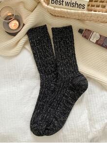 1 双女士纯色加厚保暖羊毛混纺粗针织中筒袜，适合秋冬季日常和居家穿着