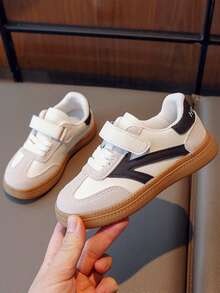 1 Pair Fashion Comfortable Children's Sports Shoes, Casual Flat Sneakers With Soft Sole And Non-Slip Round Toe, Suitable For Boys And Girls, Back To School, Halloween, Christmas, Toddler Size Runs Small