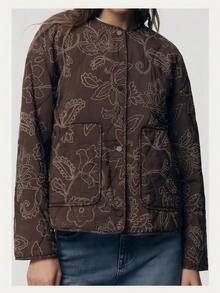 Abrigo casual acolchado de cuello redondo con ajuste holgado, con bordado floral vintage, versátil y de moda, para otoño/invierno