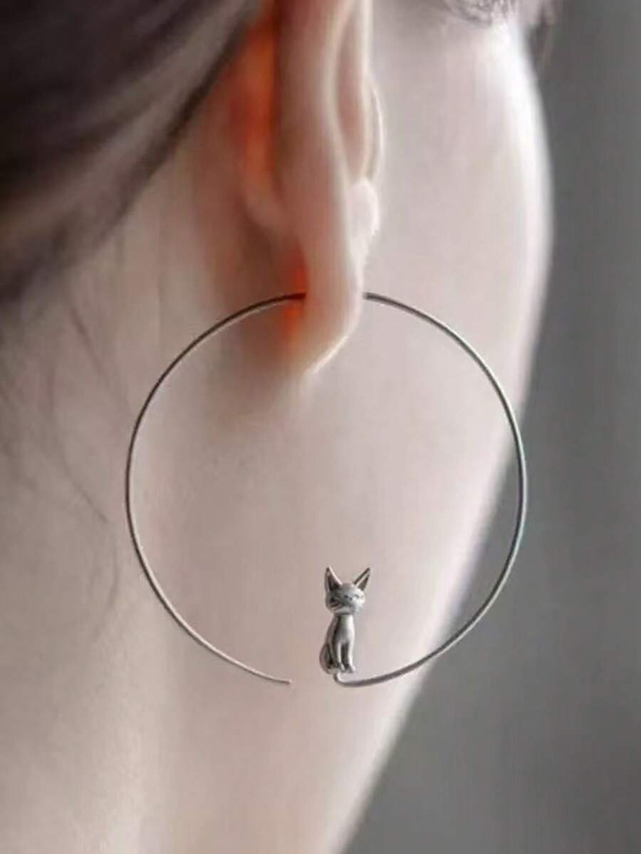 1 Pair Creative Minimalist Cat Hoop Earrings, Versatile For Women Daily And Date Wear - Silver - View 1