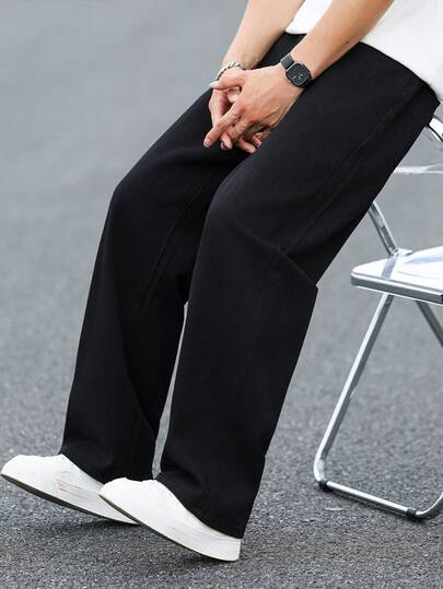 1 pièce Jeans droits décontractés pour hommes Hearty Haven, style collège simple, pantalon en jean confortable pour toutes les saisons (sans ceinture ni accessoires)