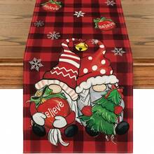 Chemin de table camion de Noël et gnome - Design d'arbre festif en polyester lavable et réutilisable pour tables de fête, décoration de la maison, cadeaux de Noël