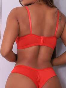 Sensual Heart Lingerie Set: Lace Bra And Double Thong Panties, Elegance And Premium Seduction - 紅色 - 查看 3