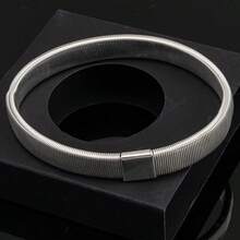 1件/2件/4件装男女通用熨烫式衬衫袖口松紧带，防滑金属袖扣，耐用免洗臂带，男女皆宜，派对、节日用品 - 彩色 - 查看 5