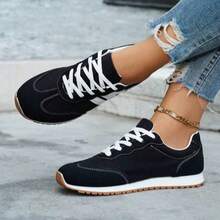 New Women's Casual Sports Shoes With Soft Soles, Laces, Lightweight, Non-Slip, Suitable Outdoor Activities, And Featuring A Fashionable And Versatile Style
