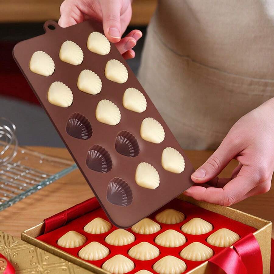 2pcs Silicone Shell Chocolate Mold, Creative Shell Design, Easy Release For Candy/Chocolate Baking