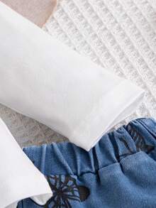 2pcs Infant Girl Casual Fashion Heart & Letter Print White Long Sleeve T-Shirt And Butterfly Print Denim Straight Pants Set, Suitable For Spring/Autumn, Daily, Outdoor, Commute, School, Sports